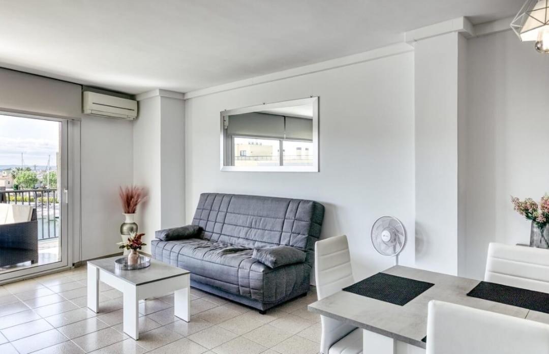Apartamento Con Vistas A Mar Y Canal. Empuriabrava Bagian luar foto